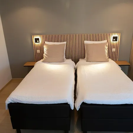 Lievejan Nocleg ze śniadaniem 4*